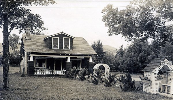 Soubor:camp niwauna 1910.jpg